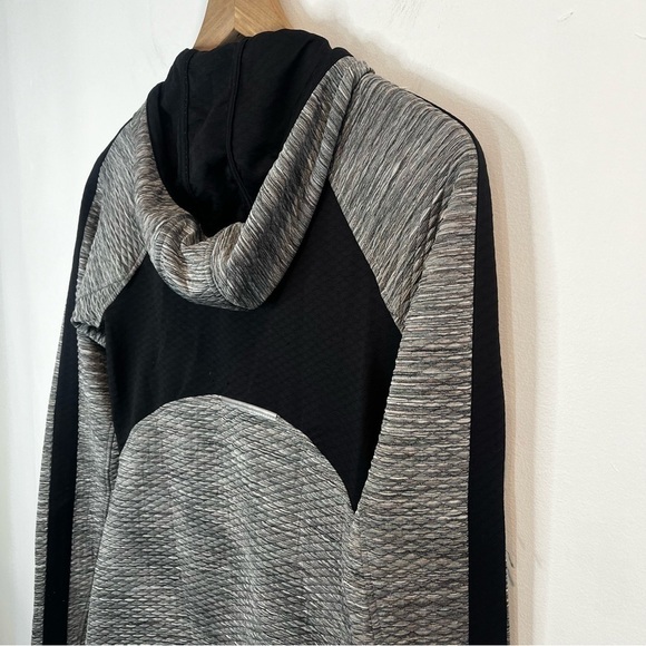 Athleta Snowscape Hooded Jacket Full Zip Stretch Grey Space Dye Size
Women's XS - Picture 6 of 9
